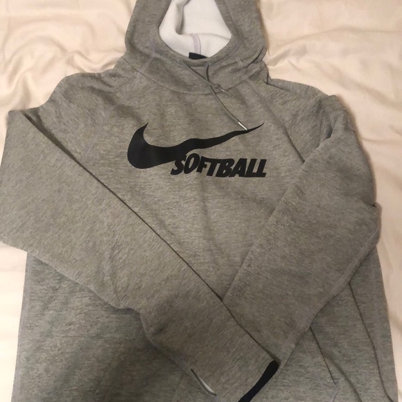 nike softball pullover